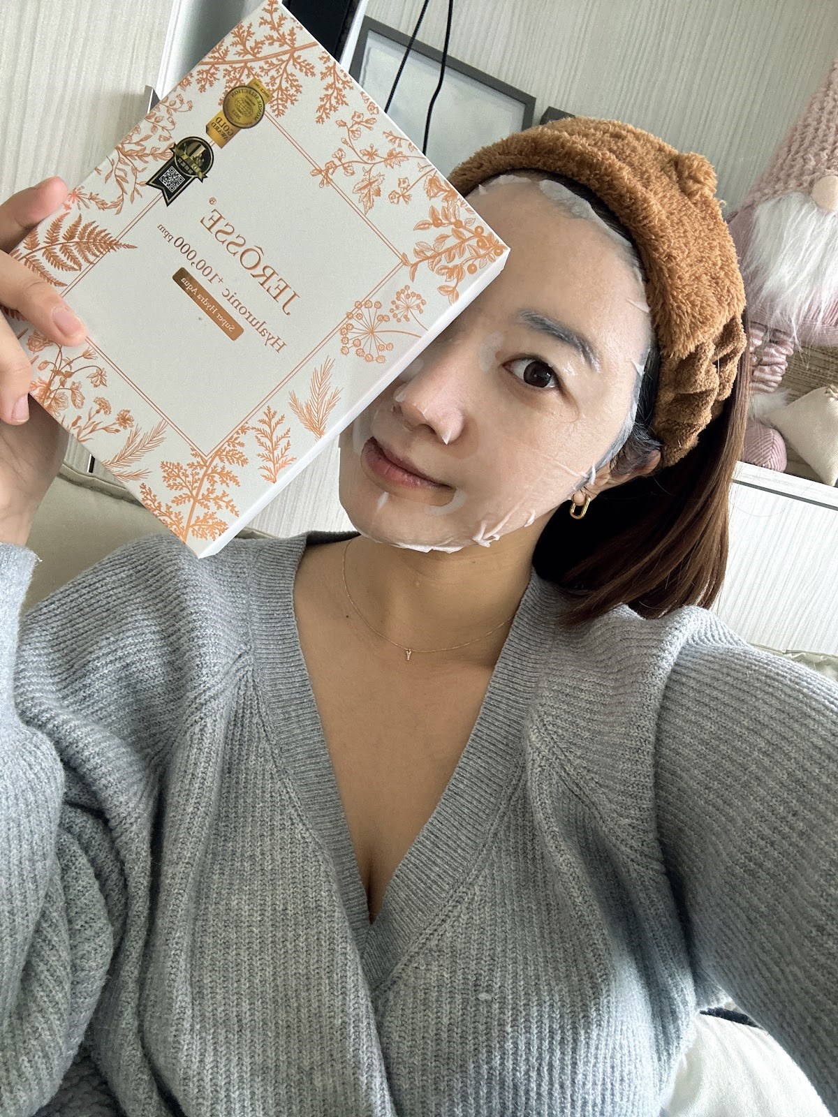 使用水光繃帶面膜